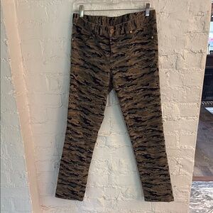 Tory Burch Camouflage Print Light Weight Jeans